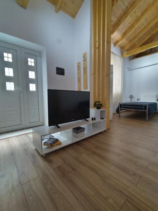 My Home - Entire House In The Center Of Tirana Buitenkant foto